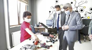 Kütahya Teknokent, 11 Yaşındaki Doruk’U Türkiye Şampiyonası’Na Uğurladı
