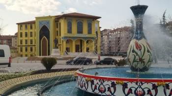 Kütahya Valiliği: “Lütfen Tedbiri Elden Bırakmayalım”
