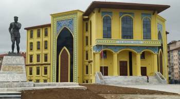 Kütahya Valiliği’Nden Telefon Yoluyla Dolandırıcılık Uyarısı
