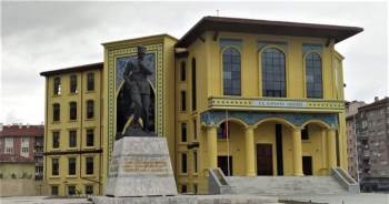 Kütahya Valiliğinden Alkol Satışı Haberlerine İlişkin Açıklama
