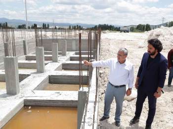 Kütahya’Ya Yeni Kamyon Garajı
