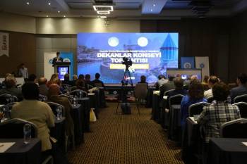 Kütahya’Yı Konya’Da Doç. Dr. Safa Kurnaz Temsil Etti
