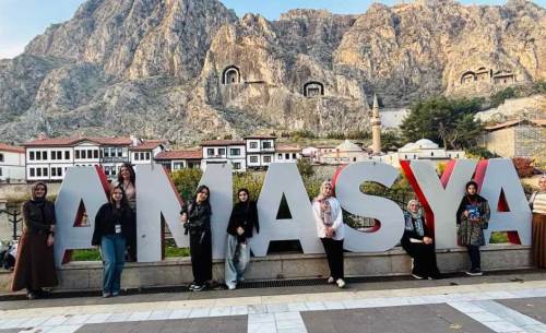 Kütahyalı öğrenciler Amasya’da tarih ve kültür yolculuğuna çıktı