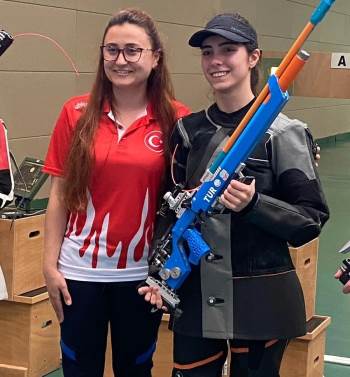 Kütahyalı Sporcu Hatice Yel, Gençler Dünya Kupası’Nda Türkiye’Yi Temsil Edecek
