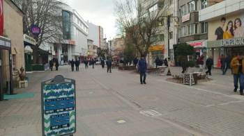 Kütahyalılar Korona Virüs Tedbirlerine Uyuyor
