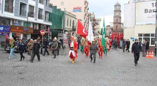 Kutsal emanetler yola çıktı geliyor