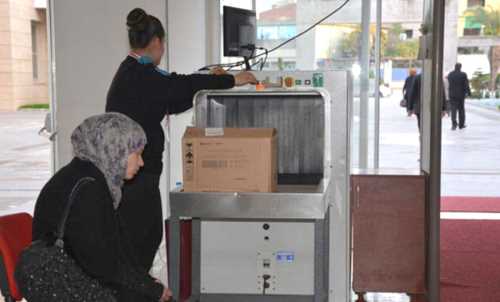 KUTUDAKİ BEBEK CESEDİ X-RAY'DE BULUNDU