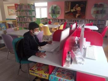 Kütüphane Eba Destek Noktası Olarak Hizmet Veriyor
