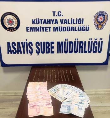 Kuyumculara Sahte Altın Bileklik Satan 3 Kişi Yakalandı
