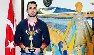 Eskişehirli sporcuya Manisa sahip çıkıyor