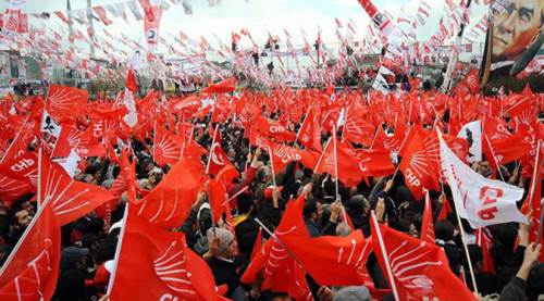 Lider biterse partisi de bitiyor