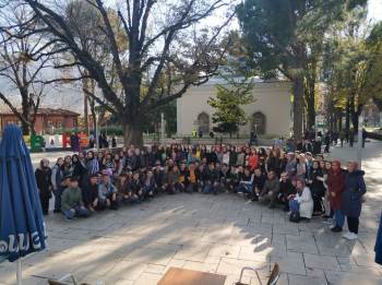 Lise Öğrencileri Odtü Yolunda
