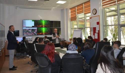 Lise öğrencilerine orman yangınlarıyla mücadele eğitimi