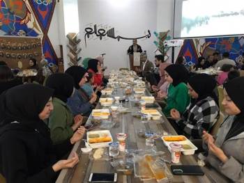 Liseli Gençler İftarda Buluştu
