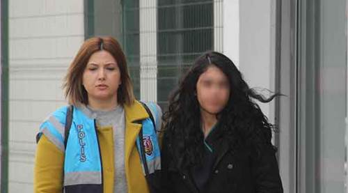 Liseli kızdan neşterli dehşet