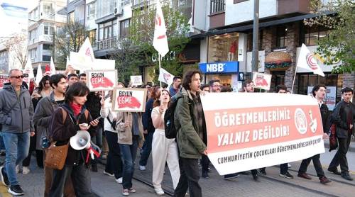 Liseliler bile ayaklandı