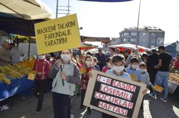Lösemili Çocuklar İçin Maske Takıp Pazaryerinde Dolaştılar
