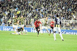 Alper i faullerle durdurabildiler