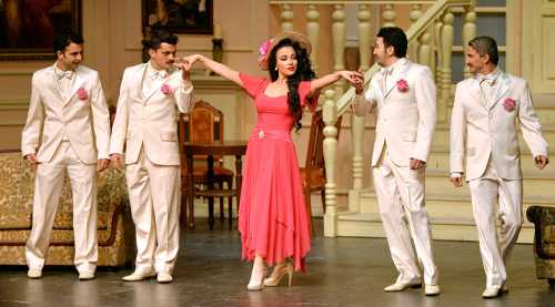 LÜKÜS HAYAT ESKİŞEHİR'DE SAHNELENDİ