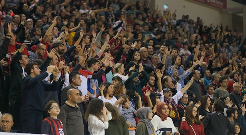 Maç biletleri satışta