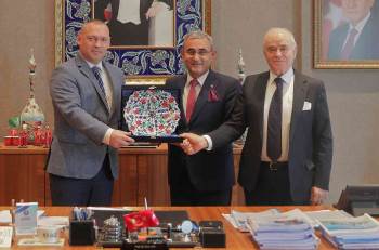 Macaristan’In İstanbul Başkonsolosu Laszlo Keller Kütahya’Da
