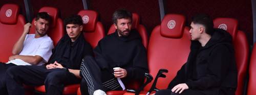 Maçı beraber seyrettiler