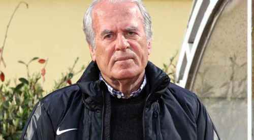 Maçın son dakikalarını teleşla geçirdi