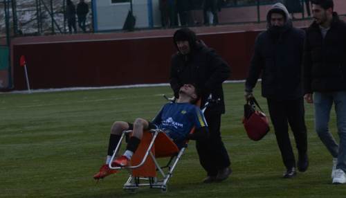 Maçta sakatlıklar fazlaydı