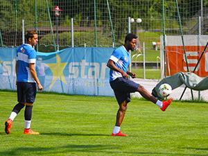   Maçtan önce antrenman