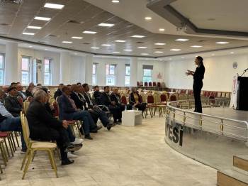 Mahalle Ve Köy Muhtarına ’Erken Yaşta Ve Zorla Evlilikle İlgili Eğitim Verildi

