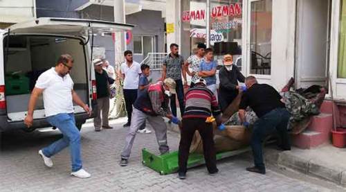 Mahalleyi koku sarınca cesedi bulundu!