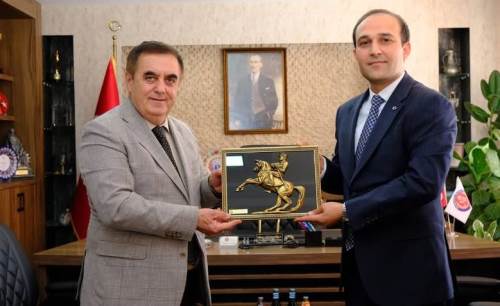 Mahmudiye’ye yeni kaymakam: Yunus Tekçe göreve başladı