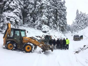 Mahsur kalan gençleri böyle kurtardılar!
