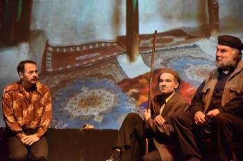 Mahzuni Şerif Müzikli Oyunu Ayakta Alkışlandı
