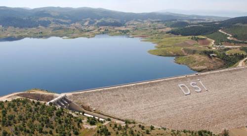 Manisa – Eskişehir Arası Kaç Kilometre? Seyahat Süresi ve Ulaşım Seçenekleri