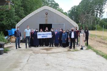 Mantar Yetiştirciliği Kursunda Uygulamalı Eğitim
