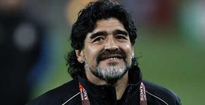 Maradona önce gelmek istemedi
