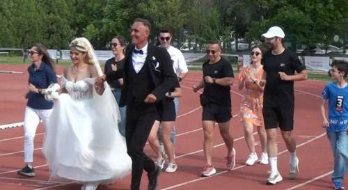 Maratonda başlayan aşk Eskişehir’de nikahla taçlandı