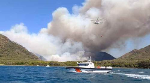 Marmaris'te korkutan yangın