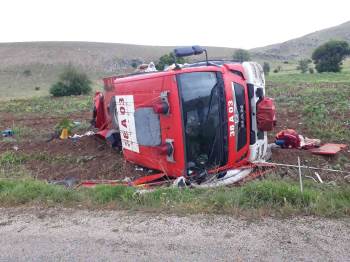 Marmaris Yangınından Dönen Ekip Afyonkarahisar’Da Kaza Yaptı
