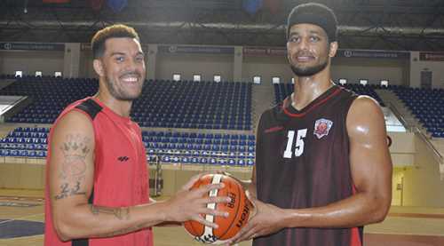 Marshall ve Duncan antrenmanda