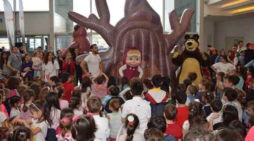 Maşa ve Koca Ayı Özdilek’teydi