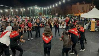 Maver Kemal’De Yıl Sonu Coşkusu
