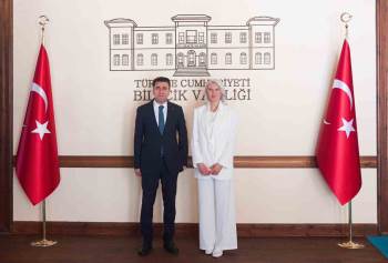 Mazbatasını Alan Başkan Subaşı Vali Aygöl’Ü Ziyaret Etti
