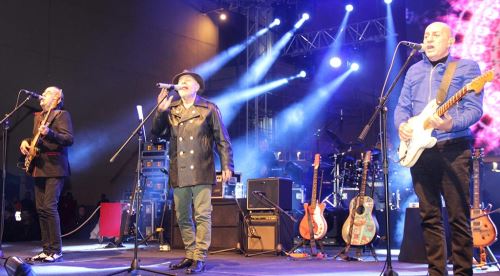 Mazhar Fuat Özkan Eskişehir'i salladı