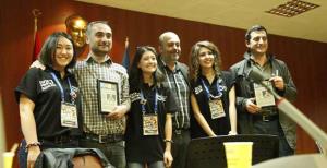 Medyanın tüm renkleri kampüste