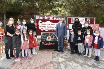 Mehmet Akif Ersoy’U Anma Sergisi Düzenlendi
