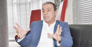 Mehmet Akman liste hazırlıyor