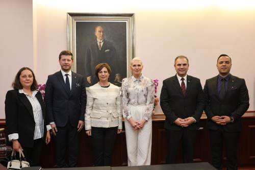 Melek Mızrak Subaşı'ndan Eskişehir'in başkanlarına ziyaret