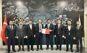 Melih Berk Sildir, Ak Parti Kütahya İl Gençlik Kolları Başkanı Oldu
